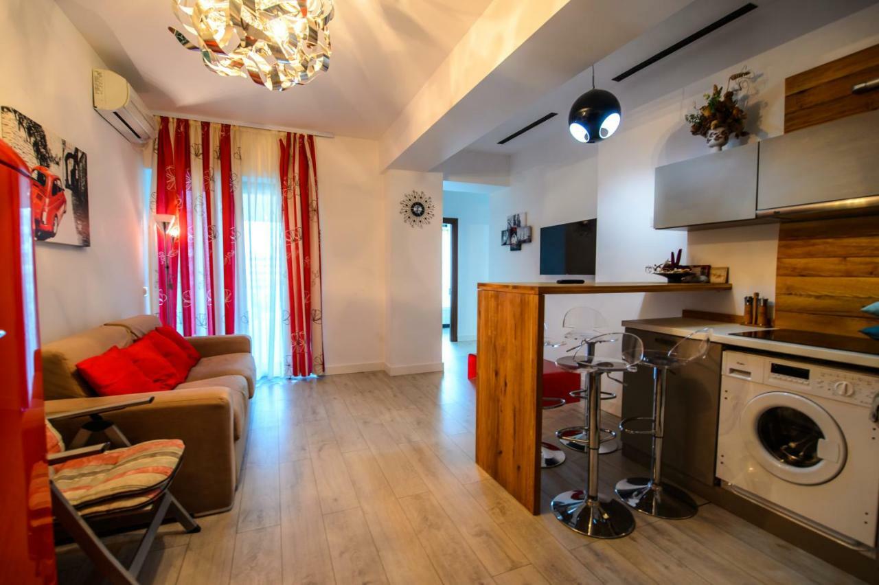 Blue Bike Seaview Apartment 마마이아 외부 사진