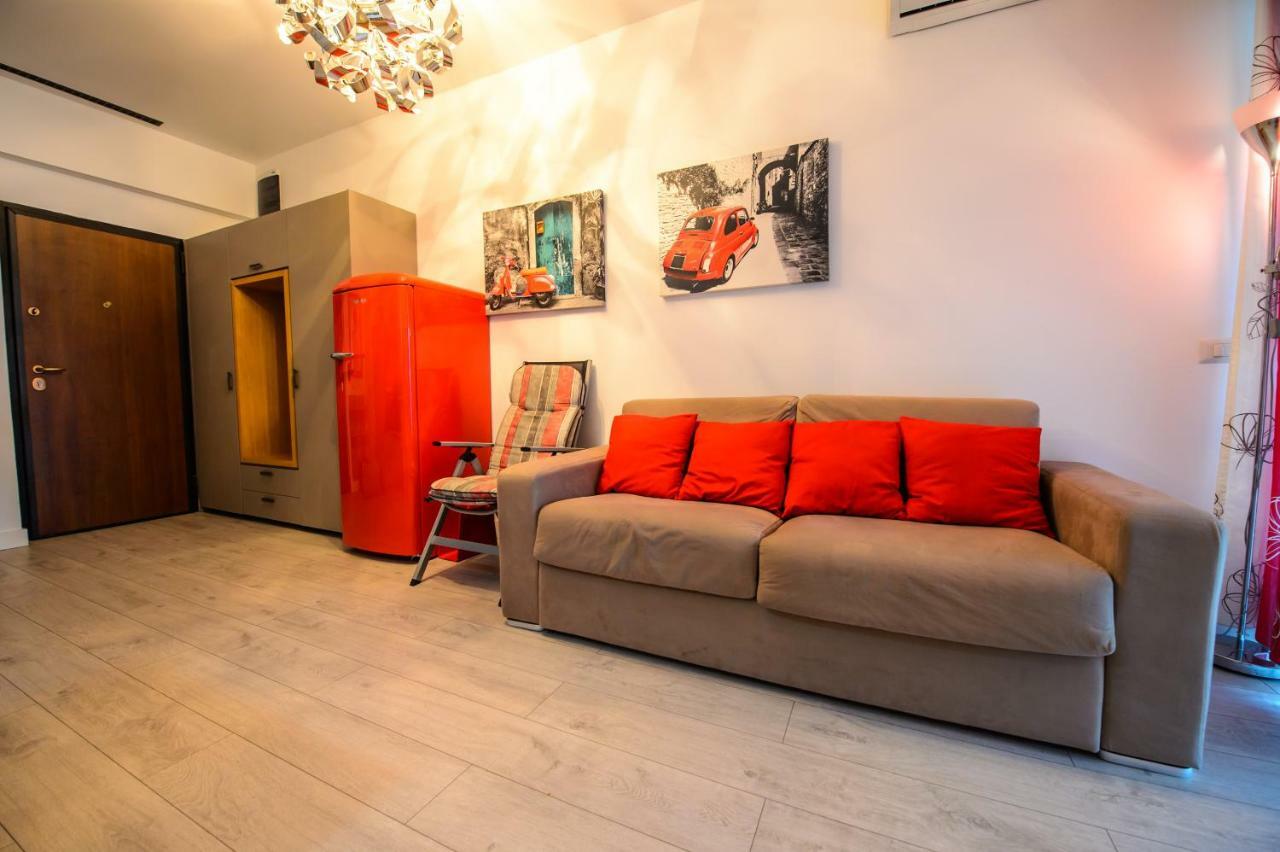 Blue Bike Seaview Apartment 마마이아 외부 사진